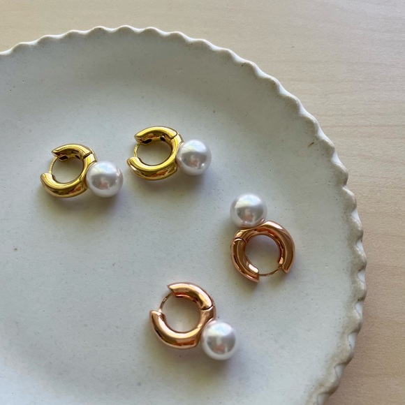 NIB Korean Brand Luvre Paris Shomei Pearl Ring Earrings - Picture 5 of 5